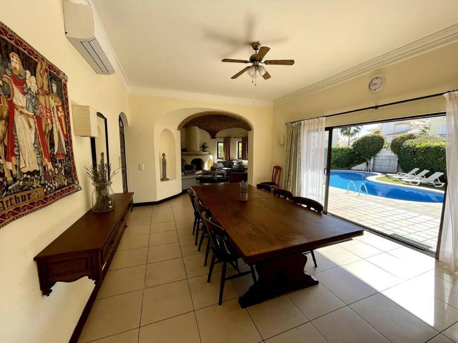 Villa Oceankokia อัลบูเฟรา ภายนอก รูปภาพ